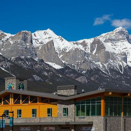 Canmore Downtown Hostel Exteriér fotografie